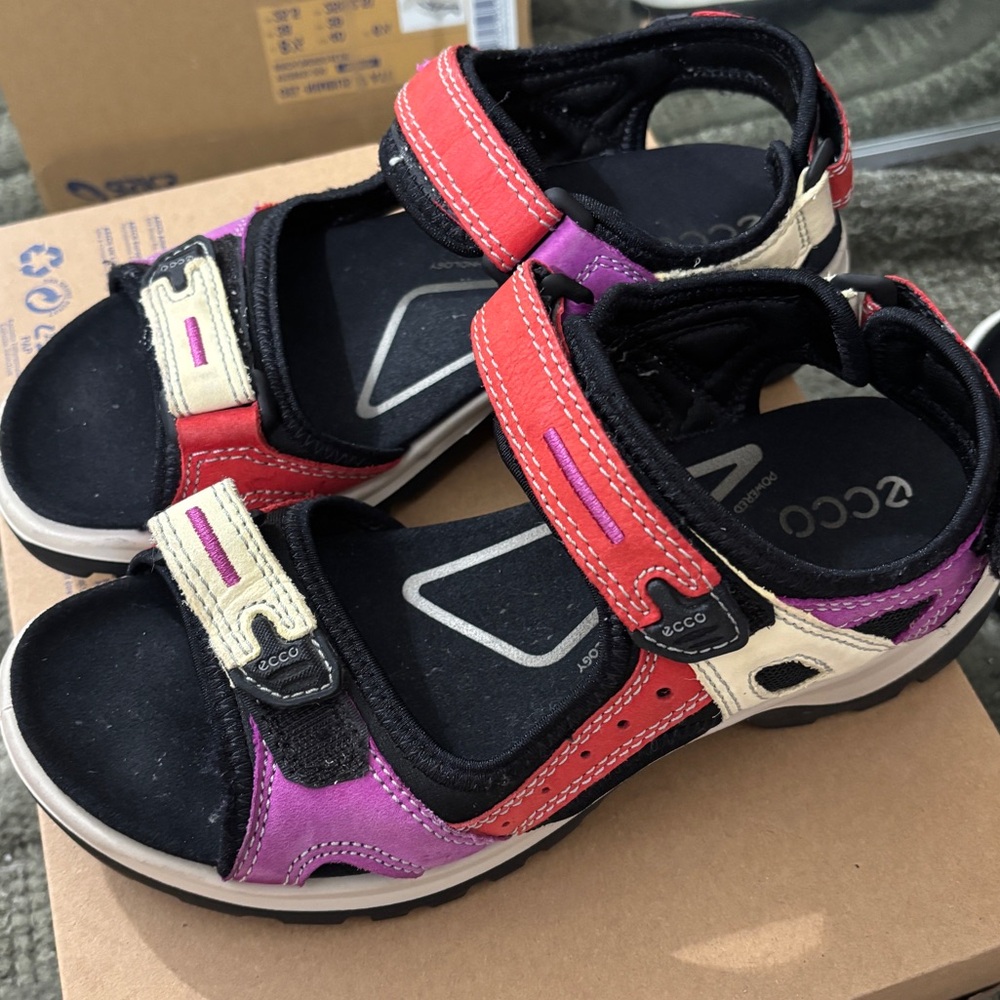Ecco off-road sandals